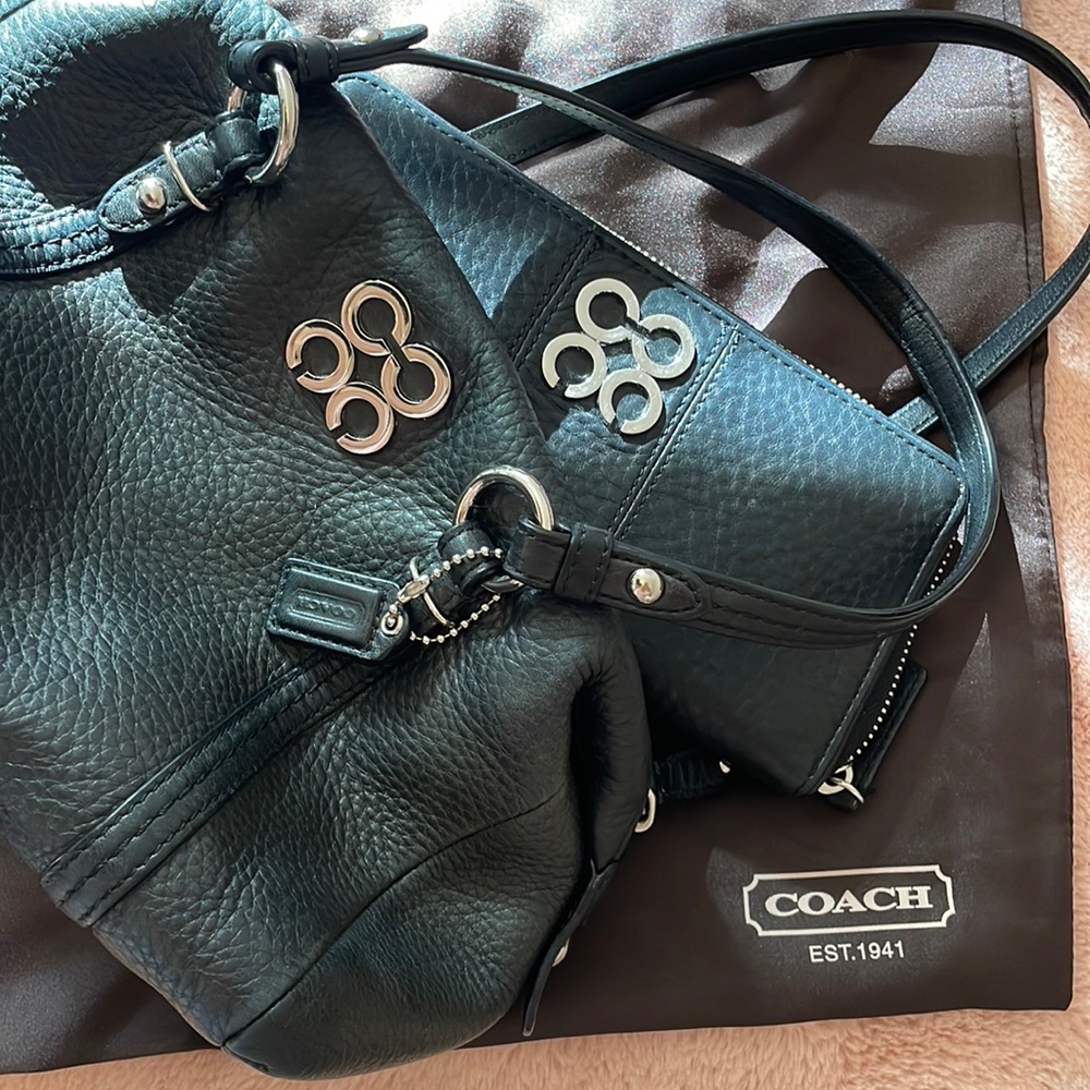 Vintage Coach: Small Black Leather Julia Purse 44074 & Wallet SET